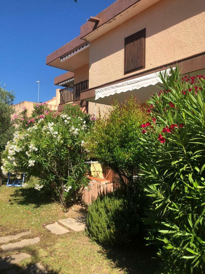 Bilocali Residenza Mediterranea Cannigione Luaran gambar
